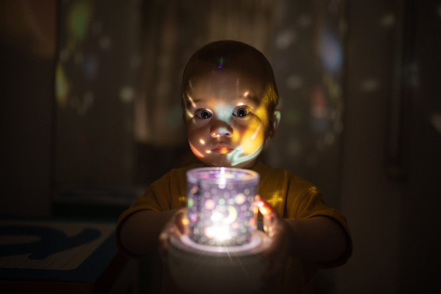 Little L | Projector LUMI