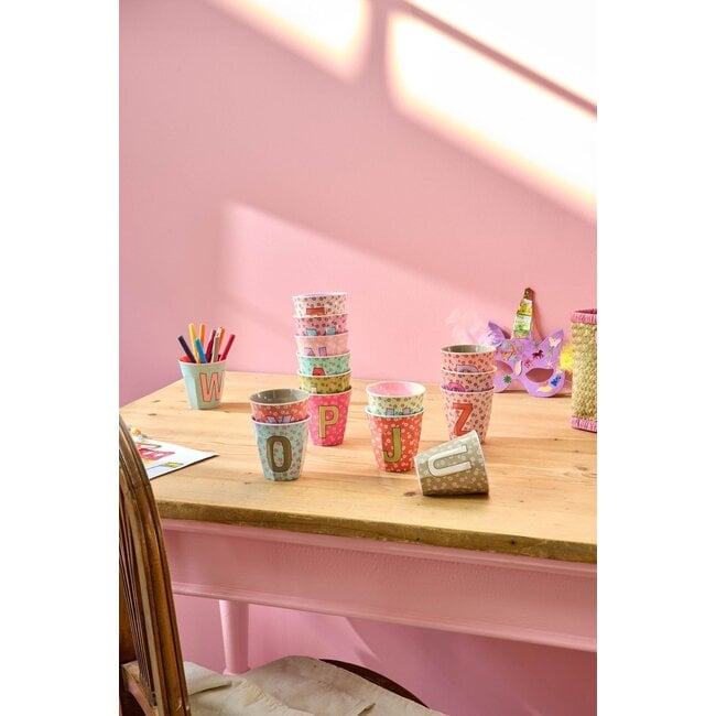 Rice | Melamine beker - Alfabet Flowers Roze