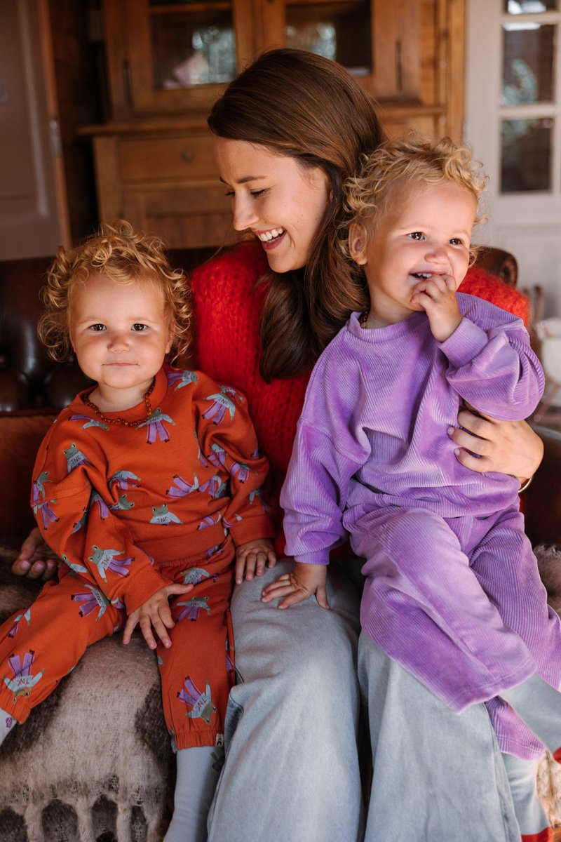 The new chapter | Wijde broek Atlas| Lila